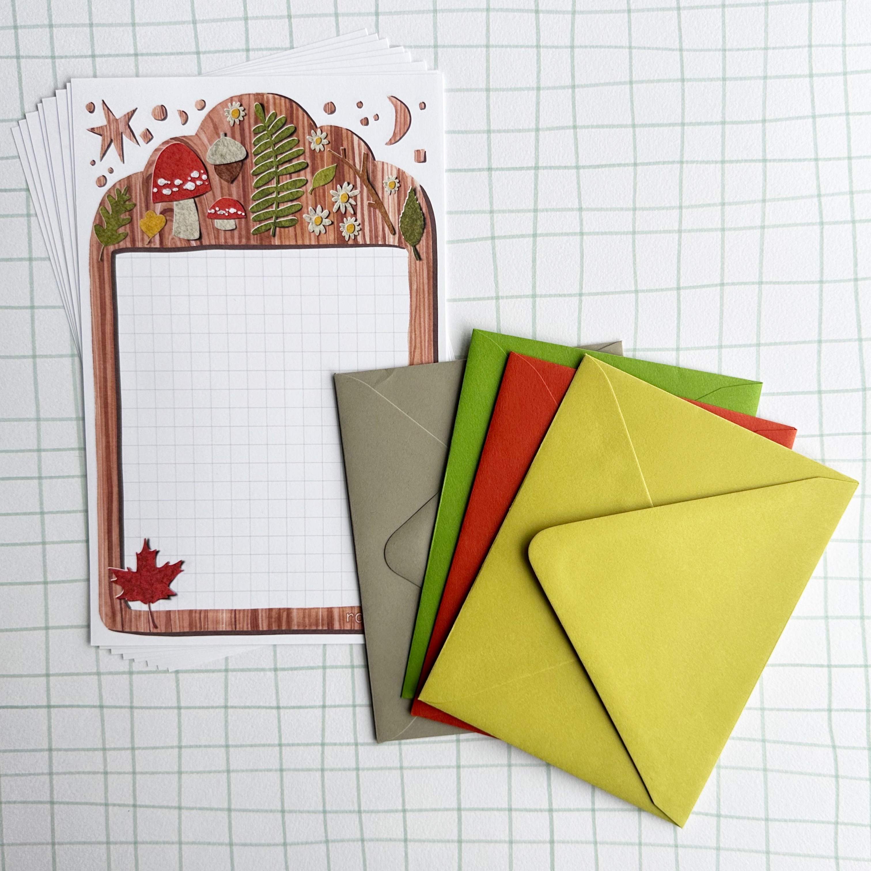 Woodland theme stationery set by Robayre